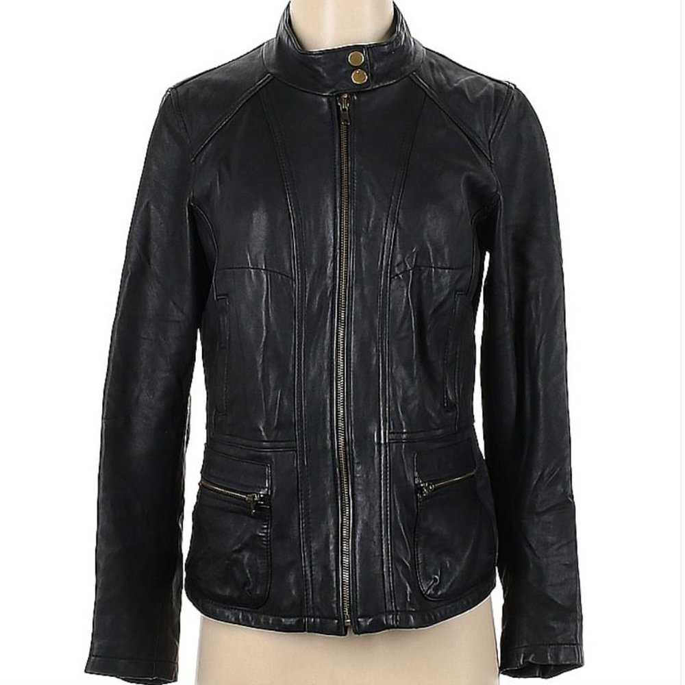 100% Leather (S) Rezrekshn by Esther Chen